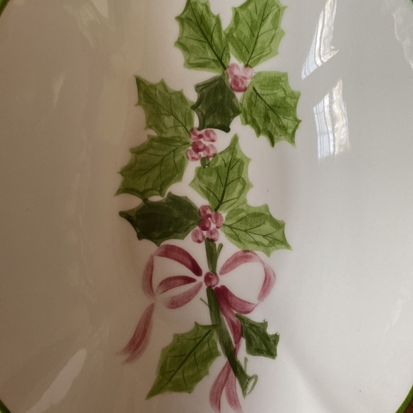 Beautiful N.S. Gustin Christmas Dish - Rare Find - Picture 3 of 6
